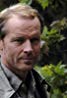 How tall is Iain Glen?